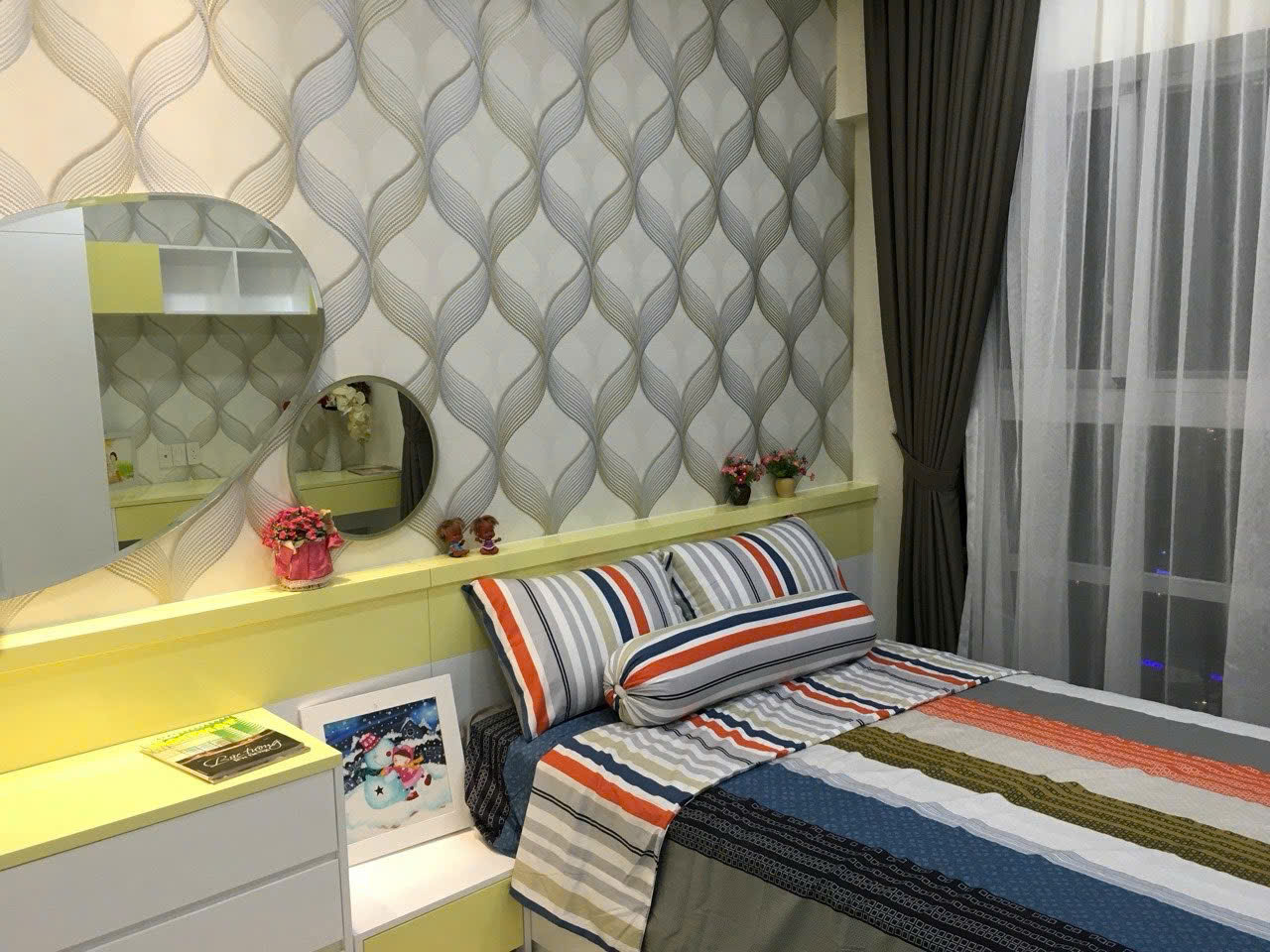Bán Căn hộ cao cấp Happy valley Phú Mỹ Hưng Q7, 135m2, 3PN, 2WC, vị trí đẹp lầu cao view sông, nội thất cao cấp, bán giá rẻ chỉ có 10,7 tỷ. Chi tiết LH: hotline Thanh Mỹ - 8499
