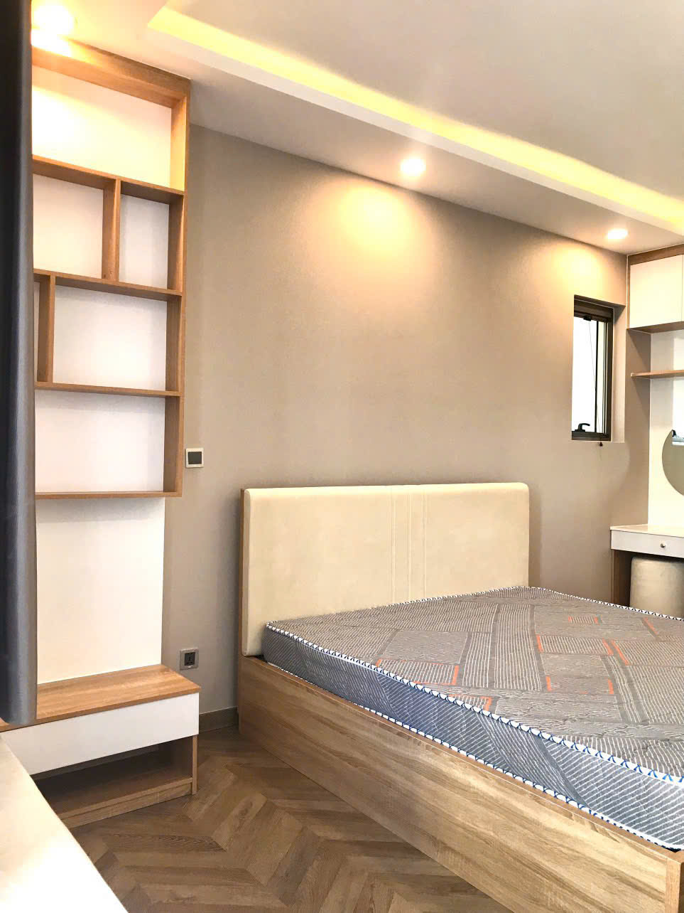 RẺ NHẤT THỊ TRƯỜNG - CHO THUÊ MIDTOWN M8 –NHÀ ĐẸP- 3PN 113M2 - XÁCH VALI VÀO Ở NGAY - CHỉ 44TR/THÁNG L/H EM PHƯƠNG hotline - 8681