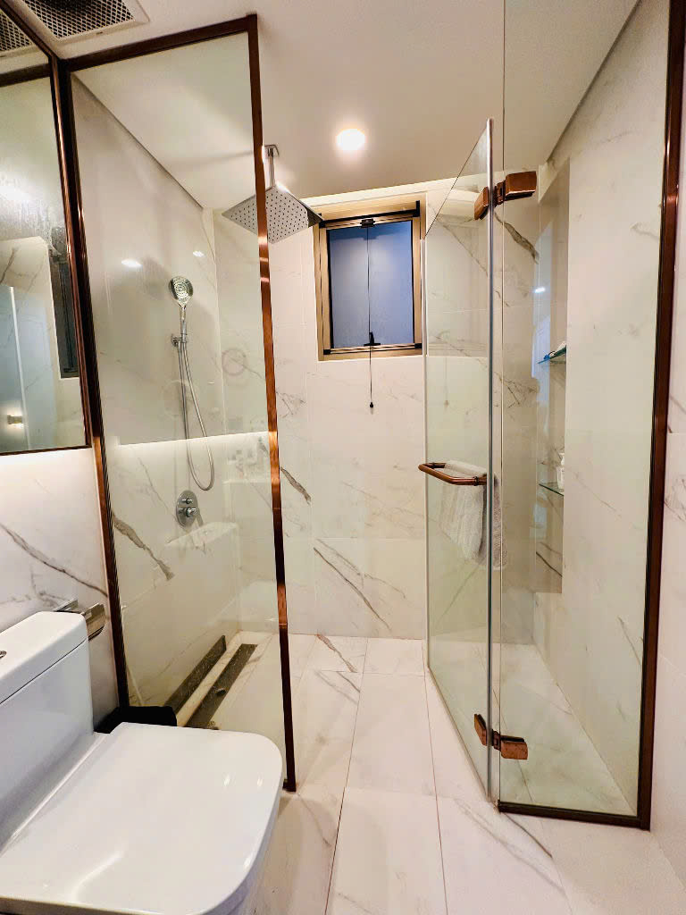 Bán căn hộ cao cấp Midtown The Peak, phú mỹ hưng, quận 7. Diện tích: 80m, 2 phòng ngủ, nội thất cao cấp, sang trọng, giá chỉ: 8,2 tỷ. Qúy khách xem nhà liên hê: hotline Ngọc Thư - 8888