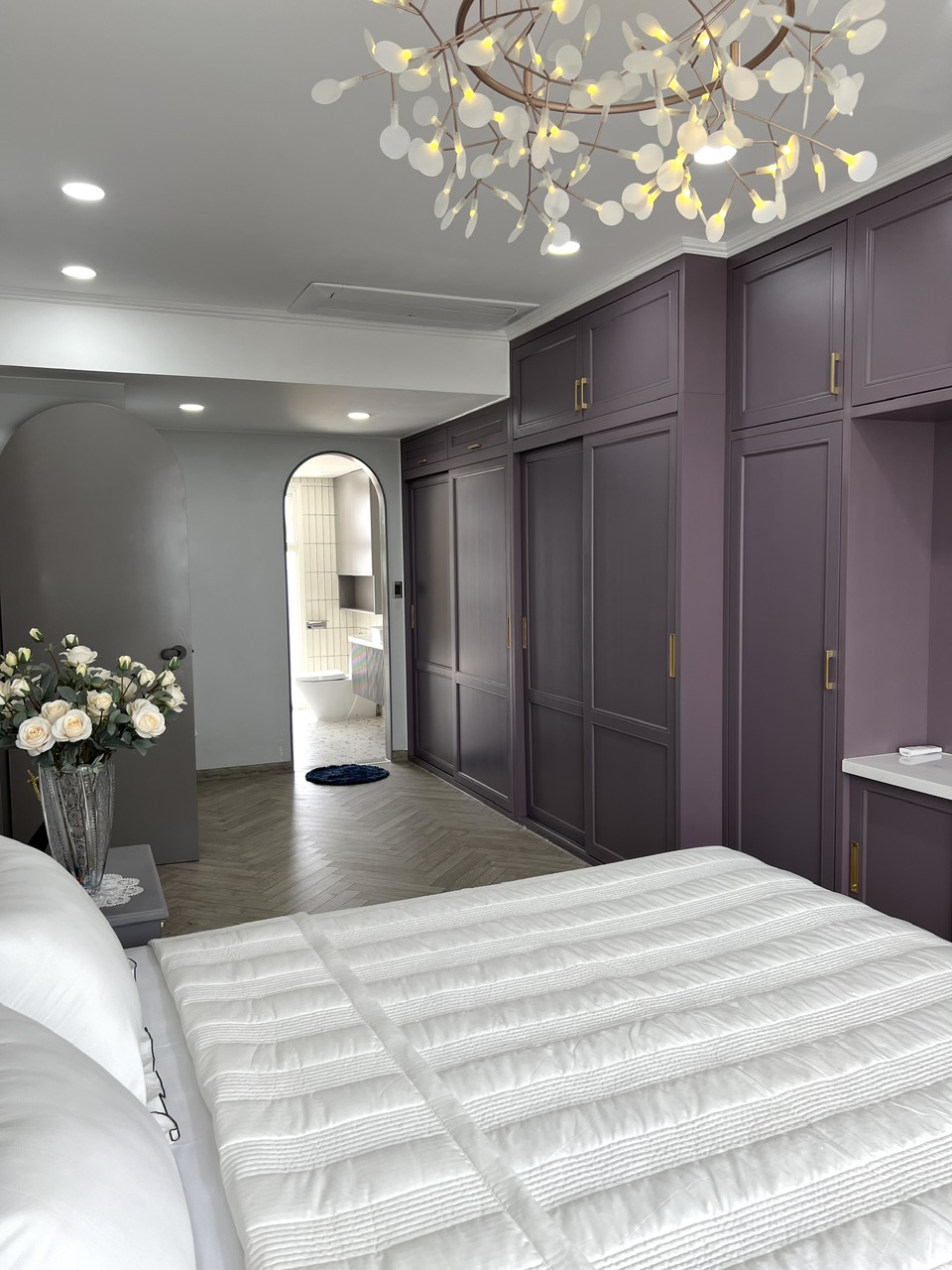 Bán căn hộ Garden Court 2, Phú Mỹ Hưng, Quận 7, DT: 141m2, 3PN, 2WC, NTCC, ban công dài, view bến du thuyền, giá: 14,5 tỷ. LH: hotline Tú Anh - 8930