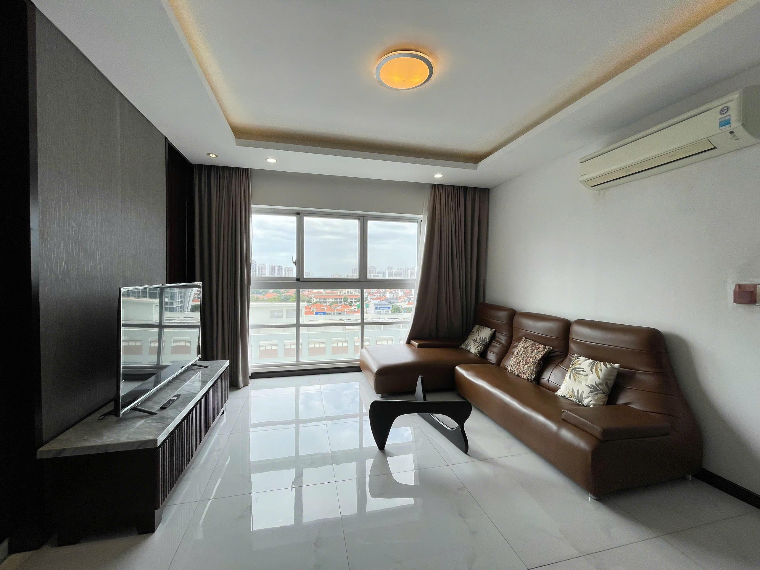 Cho thuê căn hộ Happy Valley, phú mỹ hưng, quận 7. Diện tích: 135m, 3 phòng ngủ, nội thất cao cấp, giá chỉ: 33 triệu/ tháng. Anh chi xem nhà liên hệ: hotline Ngọc Thư