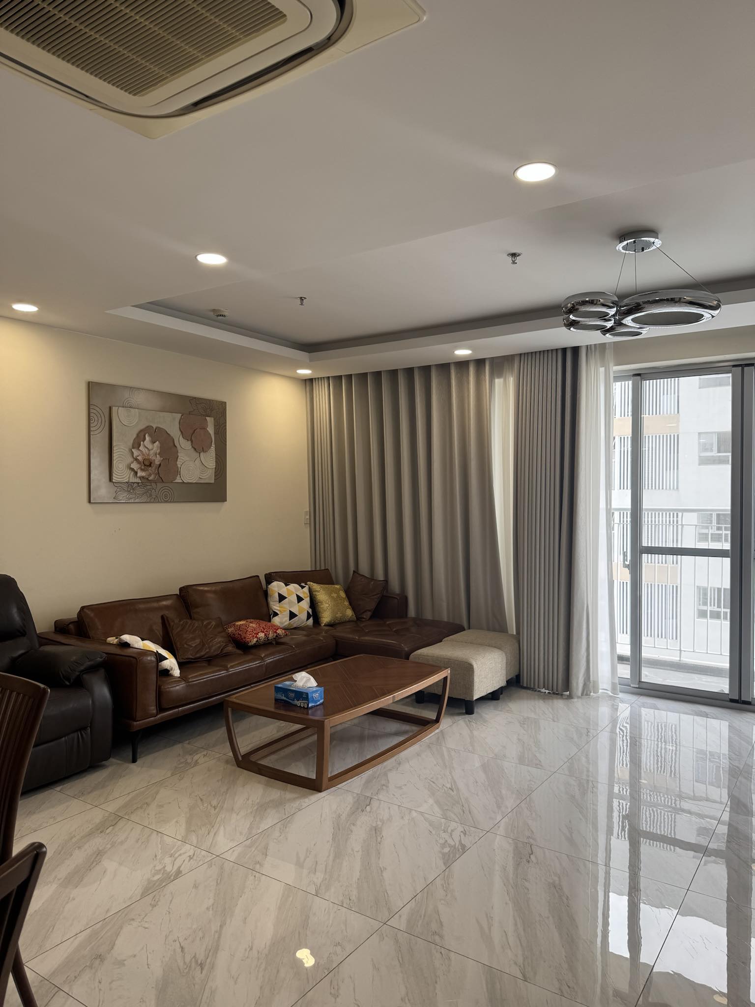 CHỦ NN CHO THUÊ CĂN GÓC SCENIC VALLEY 116M,LẦU CAO,VIEW ĐẸP, FULL NỘI THẤT CC,NHÀ ĐẸP HƠN HÌNH CHỈ 29 TRIỆU/THÁNG.HOTLINE EM HẰNG PHƯƠNG - 8977