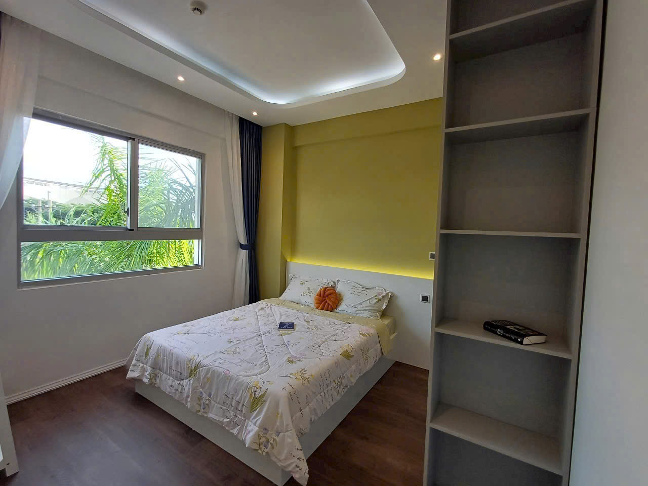 CẦN CHUYỂN NHƯỢNG NHANH! Căn hộ Scenic Valley 110m Full Nội Thất, Xách Vali Ở Ngay! L/h: Em HẰNG PHƯƠNG - 9016