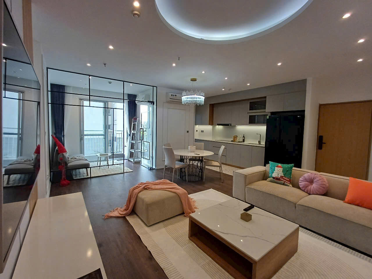 CẦN CHUYỂN NHƯỢNG NHANH! Căn hộ Scenic Valley 110m Full Nội Thất, Xách Vali Ở Ngay! L/h: Em HẰNG PHƯƠNG