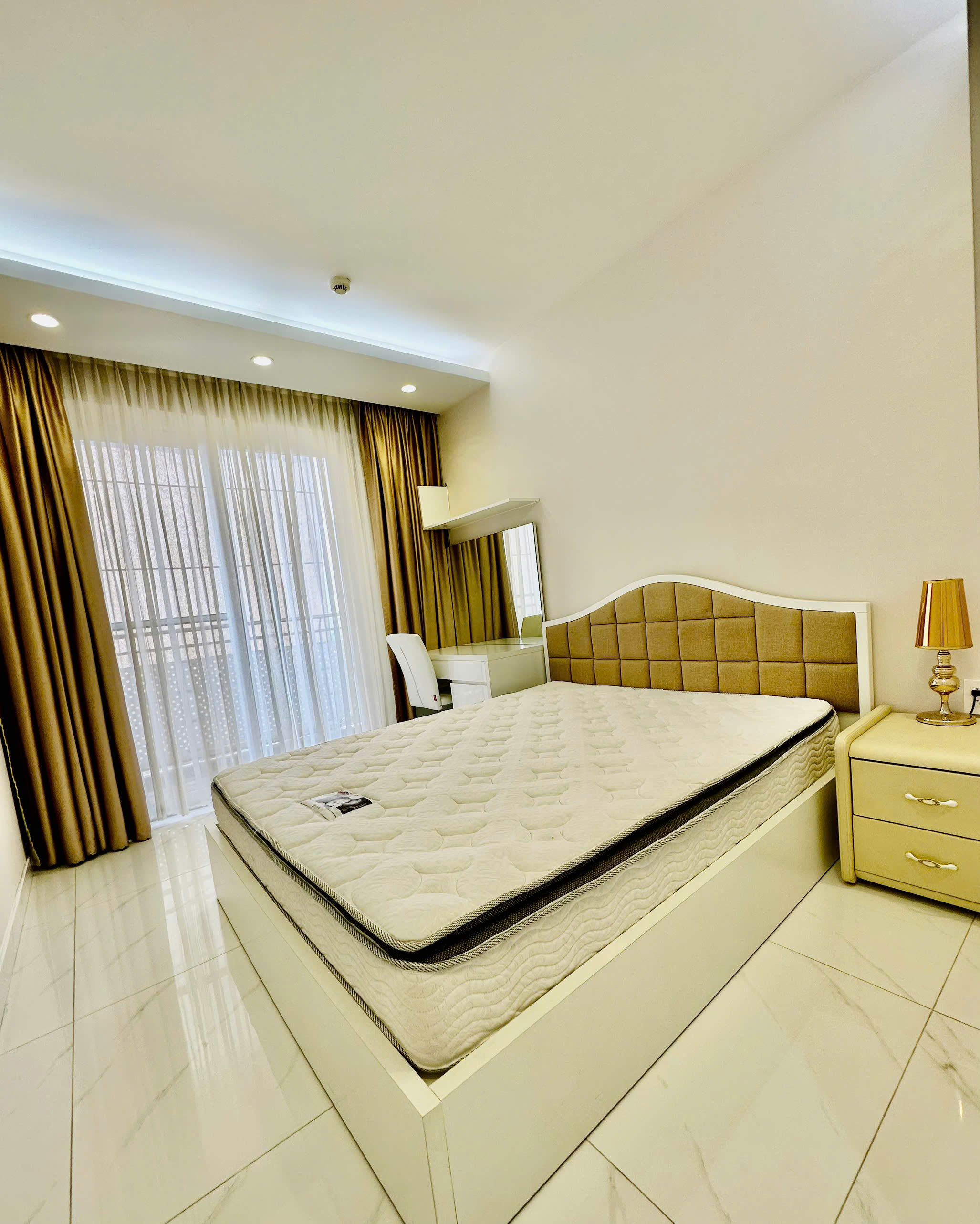 Cho thuê căn hộ  Phú Mỹ Hưng tại Scenic Valley 1, Q7, HCM, 3PN, 3WC, 133m2 ,40 triệu LH:hotline Hoàng Văn Cường. - 9028