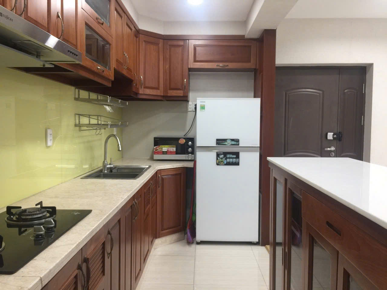 Cho thuê căn hộ Happy Valley, phú mỹ hưng, quận 7. Diện tích: 100m, 3 phòng ngủ, full nội thất, giá chỉ: 27tr/ tháng. Anh chị xem nhà liên hê: hotline Ngọc Thư - 9467