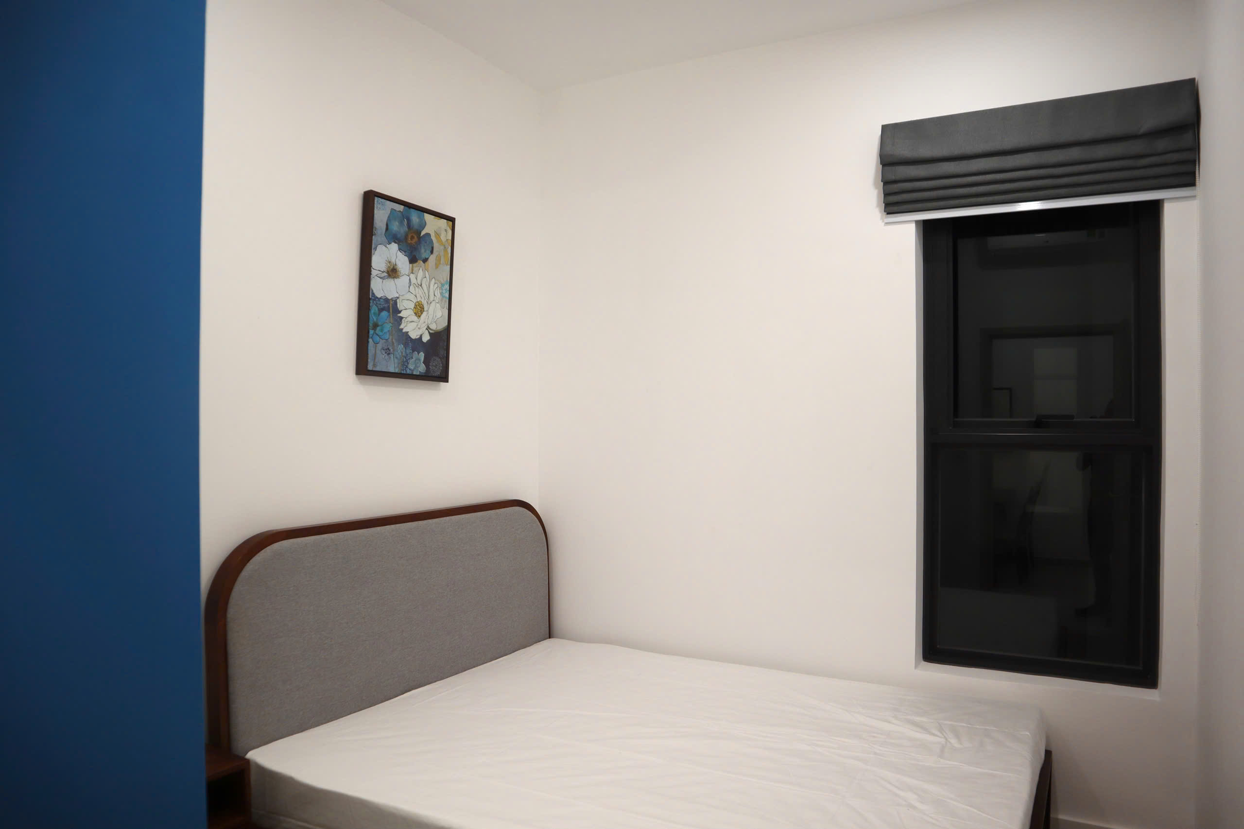 Cho thuê căn hộ Hưng Phúc Premier, phú mỹ hưng, quận 7. Diện tích: 70m, 2 phòng ngủ, 2 wc. Nội thất đầy đủ, view biệt thự không bị ồn, giá chỉ 18tr/ tháng. Anh chị xem nhà liên hê: hotline Ngọc Thư - 9549