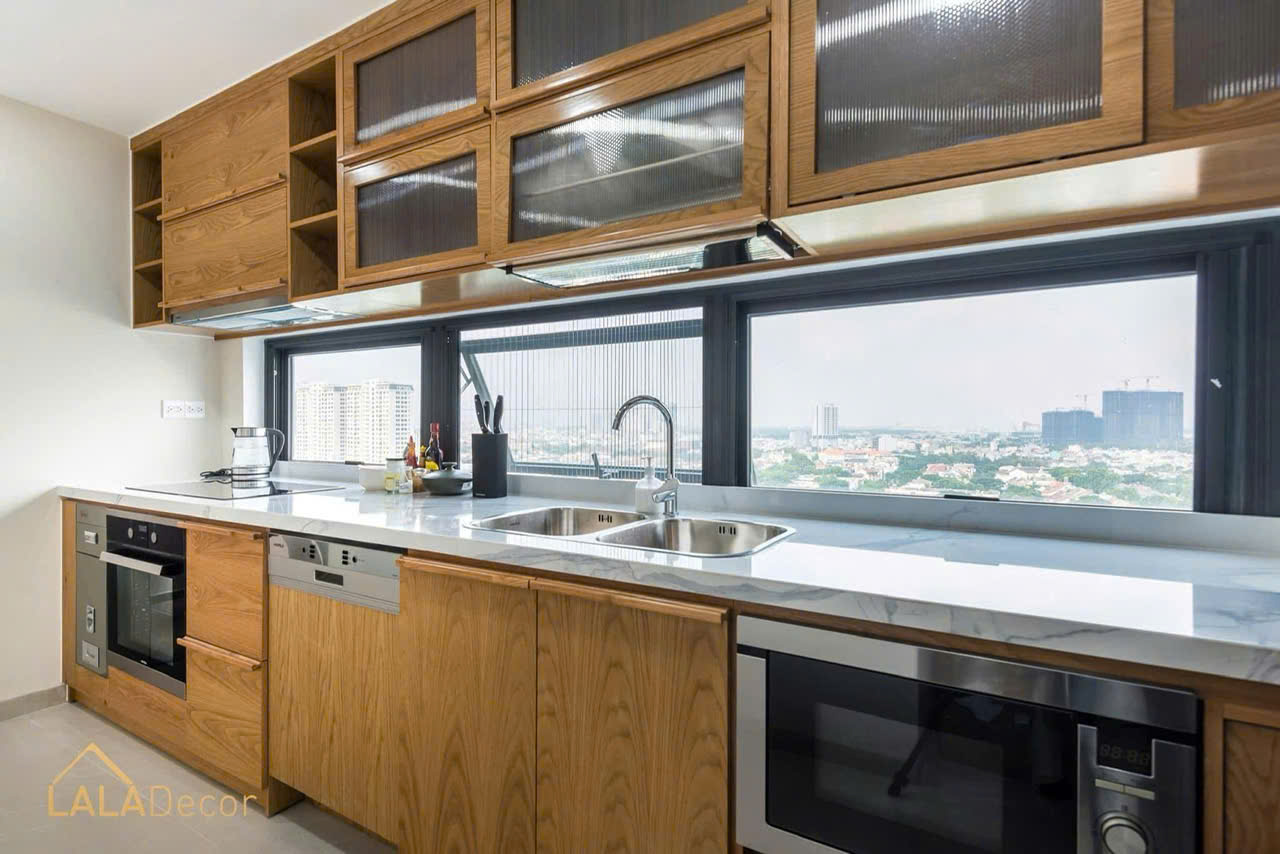 Bán căn hộ Hưng Phúc Premier , phú mỹ hưng, quận 7. Diện tích: 79m, 2 phòng ngủ, 2wc. Căn hộ 2 view thoáng mát. Nội thất cao cấp, giá chỉ: 7.8 tỷ . Anh chị xem nhà liên hê: hotline Ngọc Thư - 9865