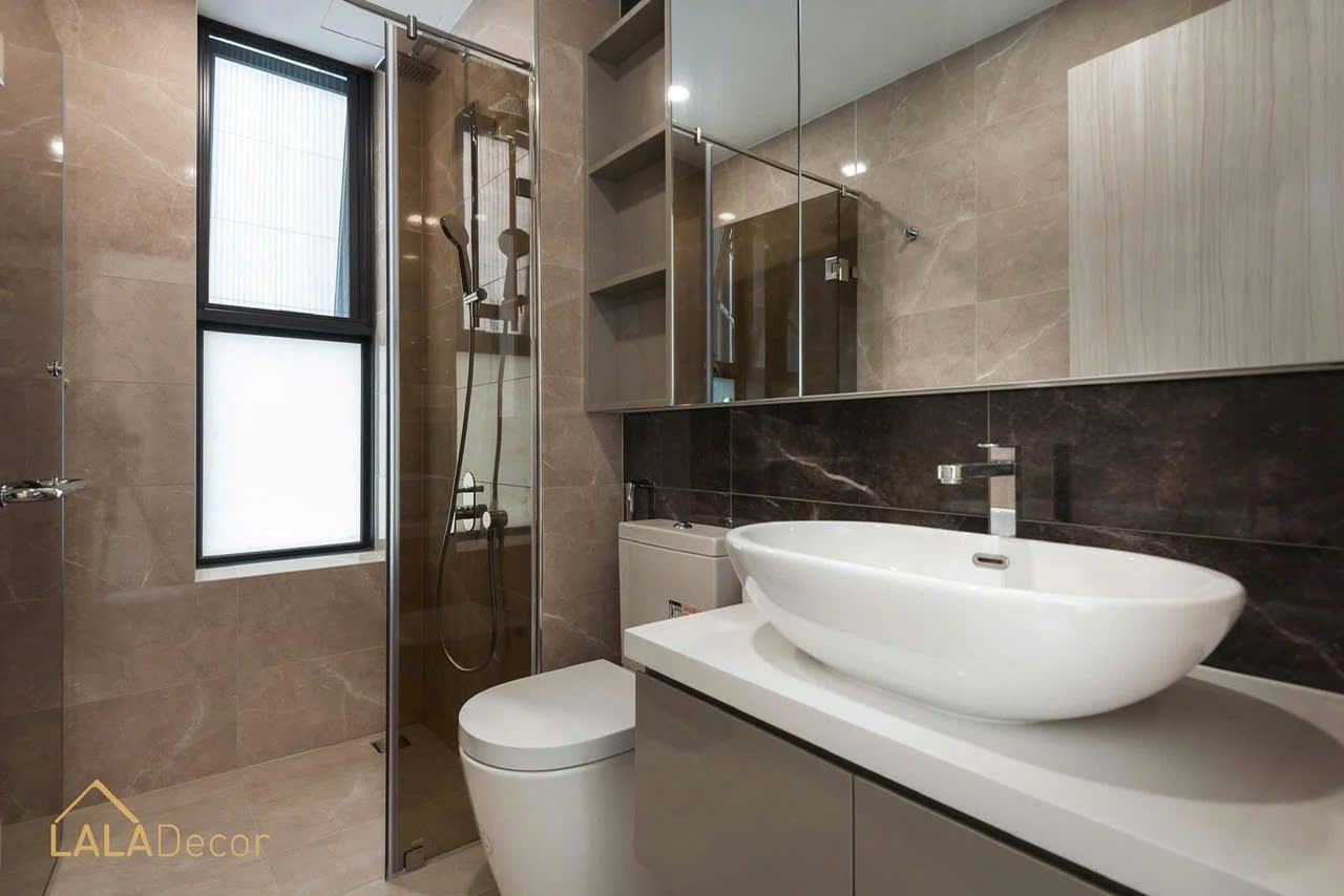 Bán căn hộ Hưng Phúc Premier , phú mỹ hưng, quận 7. Diện tích: 79m, 2 phòng ngủ, 2wc. Căn hộ 2 view thoáng mát. Nội thất cao cấp, giá chỉ: 7.8 tỷ . Anh chị xem nhà liên hê: hotline Ngọc Thư - 9870