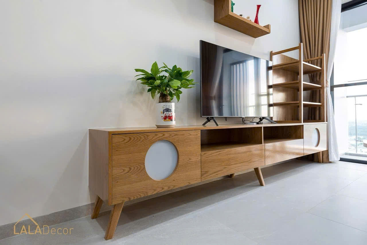 Bán căn hộ Hưng Phúc Premier , phú mỹ hưng, quận 7. Diện tích: 79m, 2 phòng ngủ, 2wc. Căn hộ 2 view thoáng mát. Nội thất cao cấp, giá chỉ: 7.8 tỷ . Anh chị xem nhà liên hê: hotline Ngọc Thư - 9862