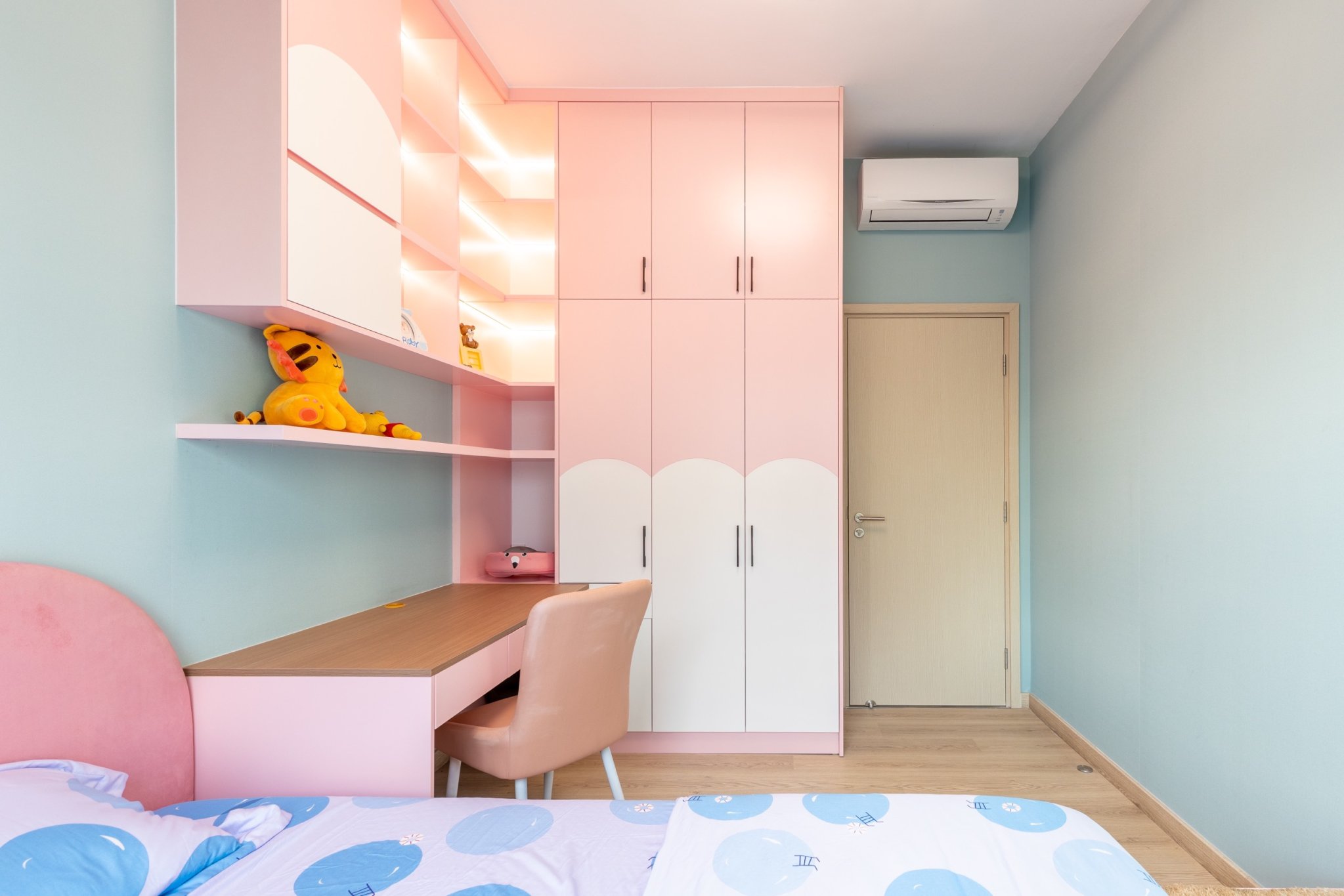 Cho thuê căn hộ Ascentia, 109m, view biệt thự, 3 phòng ngủ, 2wc. Nội thất đầy đủ, cao cấp. Gía chỉ: 39tr/ tháng. Qúy khách xem nhà liên hê: hotline Ngọc Thư - 10214