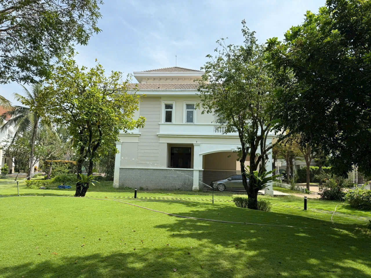 Bán căn góc công viên biệt thự đơn lập VIP khu Chateau Phú Mỹ Hưng Q7, 567m2 giá rẻ nhất chỉ có 231tỷ thương lượng. Lh: hotline Thanh Mỹ - 10251